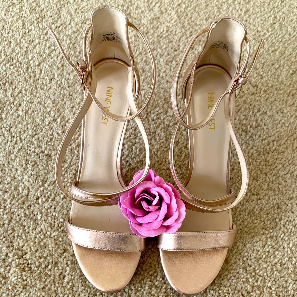 Beautiful golden rose sandals.